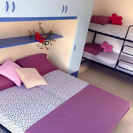 Διαμέρισμα Swim And Stay-beahost